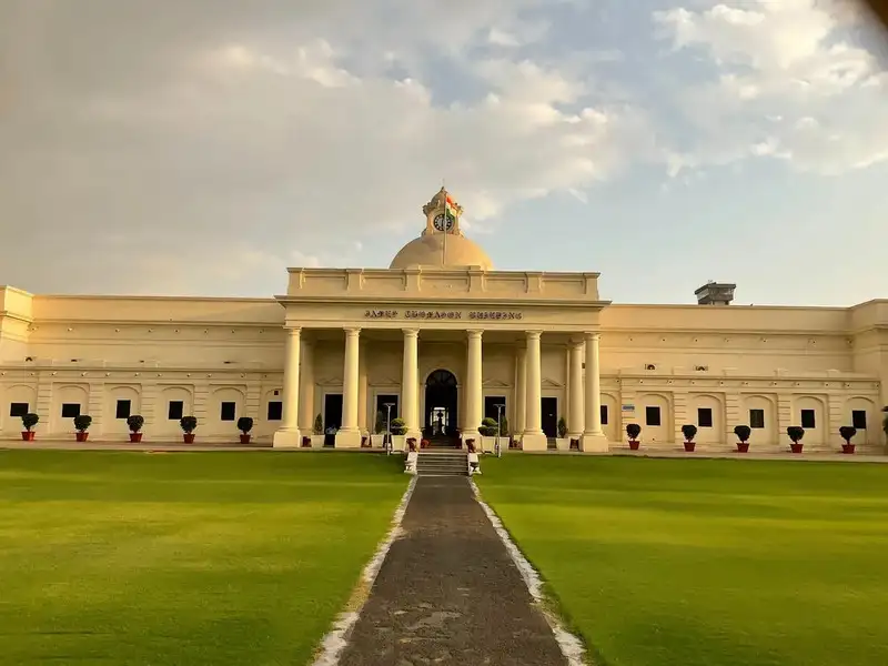 IIT Roorkee Campus - Goal for JEE Advanced Aspirants
